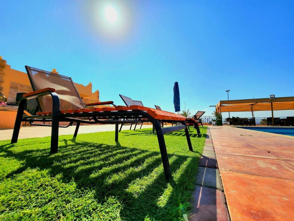 Front Line Heaven Hotel Al Burj Ngoại thất bức ảnh